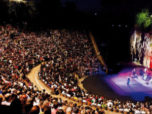 El festival Grec es una de las principales atracciones culturales de Barcelona